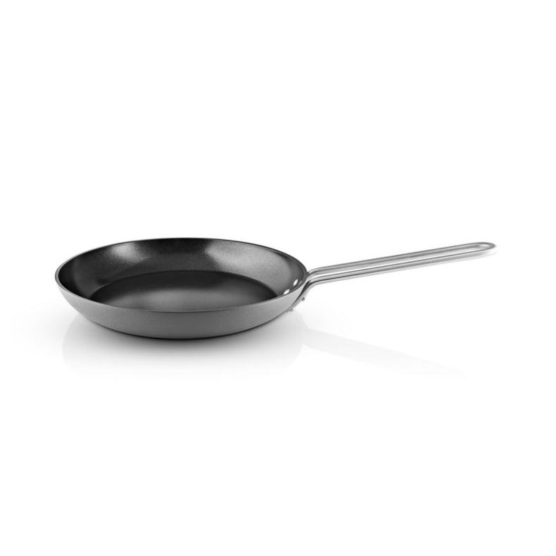 Eva Trio Grey Line stegepande grsort 24 cm keramisk slip-let belgning