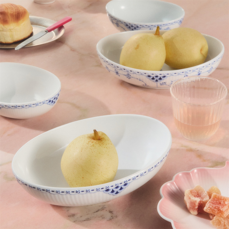 Royal Copenhagen Prinsesse oval sk�l hvid 75 cl