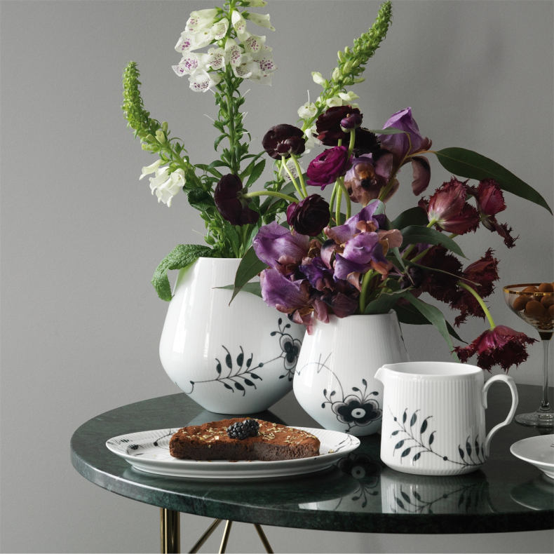 Royal Copenhagen Sort Mega Riflet vase H 20,5 cm