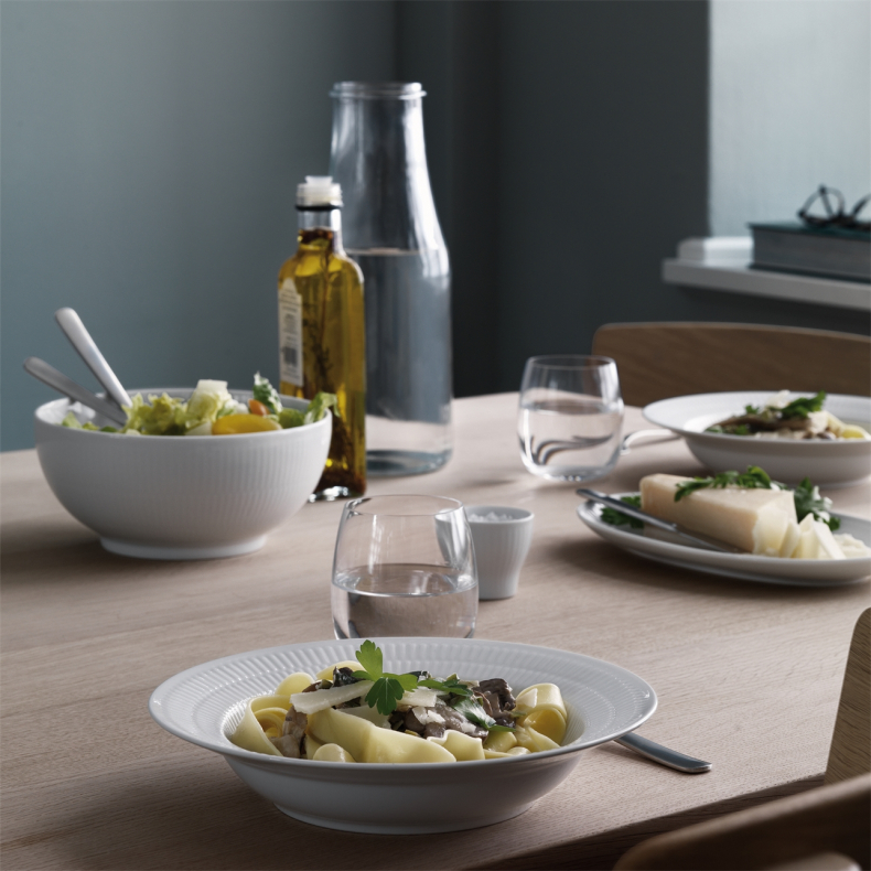 Royal Copenhagen hvid Riflet dyb tallerken 21 cm