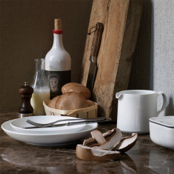 Royal Copenhagen Hvid Riflet tallerken gr� 25 cm