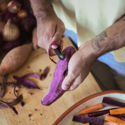 Fiskars Functional Form skr�llekniv med roterende blad sort