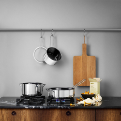 Eva Trio Recycled Stainless Steel kasserolle med keramisk Slip-Let belgning 1,1 liter