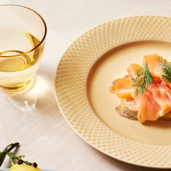 Lyngby Porcel�n Rhombe Color sand Middagstallerken �27 cm